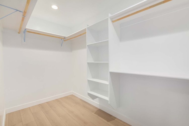 23+Edgemont